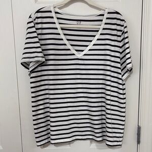 GAP Striped V-Neck Tee